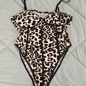 Leopard Print Bodysuit